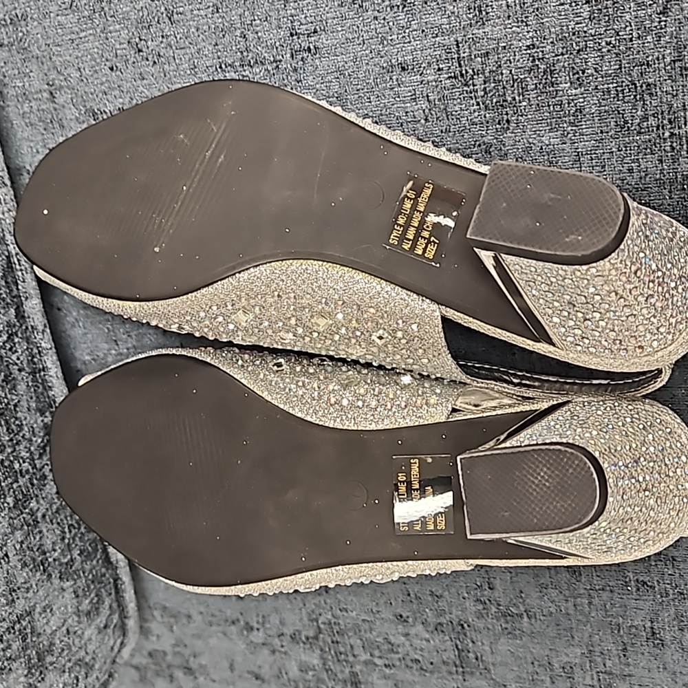 heels size 7 sequin great heel height - Picture 4 of 7